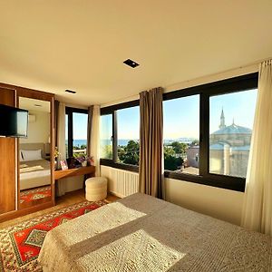 Sultan Pier Hotel
